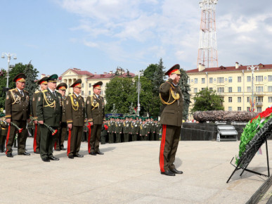Молостов: мы ценим и помним подвиг героев-пограничников