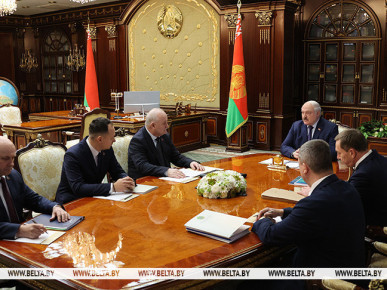 Лукашенко: всякая финансовая деятельность должна быть подчинена интересам экономики