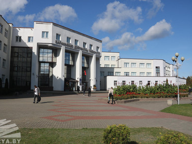 БарГУ приглашает на праздник «Яркое детство»