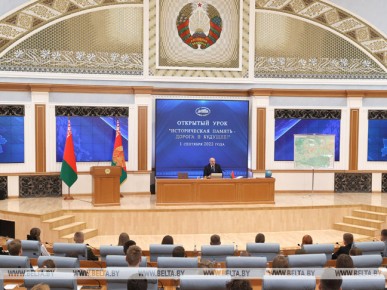 История от Первого лица. Лукашенко в День знаний проводил открытый урок