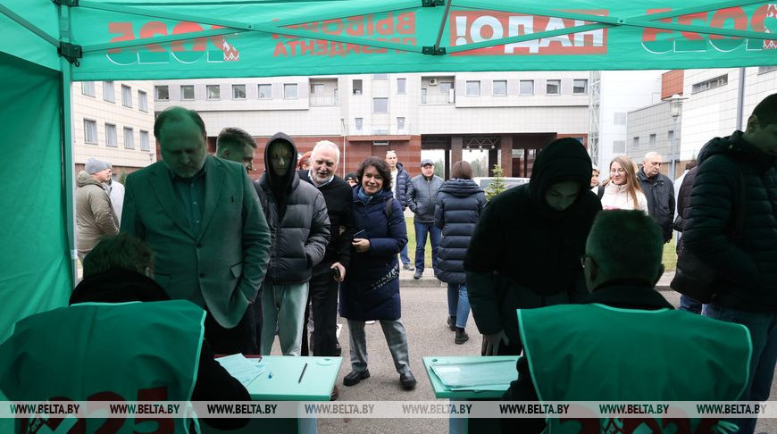 Сенько рассказал, с каким наказом люди подписываются за выдвижение Лукашенко кандидатом на выборах