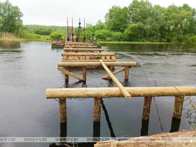 В Пинском районе строят новый мост в приграничной деревне Паре