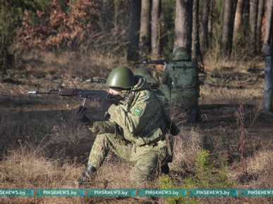 Известен ноябрьский график плановых учебных стрельб Пинского погранотряда