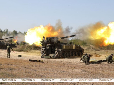 Белорусские артиллеристы и ракетчики проведут контрольное занятие с боевыми пусками в России