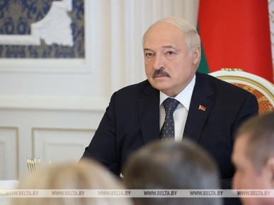 Работа над ошибками. Лукашенко раскритиковал членов правительства за плохую проработку ряда важных решений