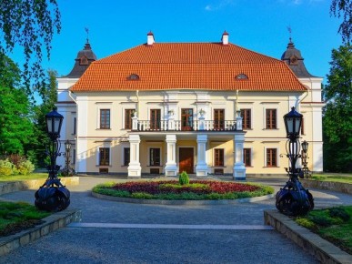 Историко-мемориальный музей «Усадьба Немцевичей» приглашает на «Июньские музыкальные вечера на траве»