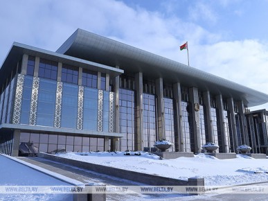 Лукашенко утвердил Государственную инвестиционную программу на 2023 год