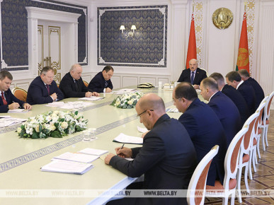 Лукашенко: несмотря на внешние вызовы, Беларусь уверенно работает на международных рынках