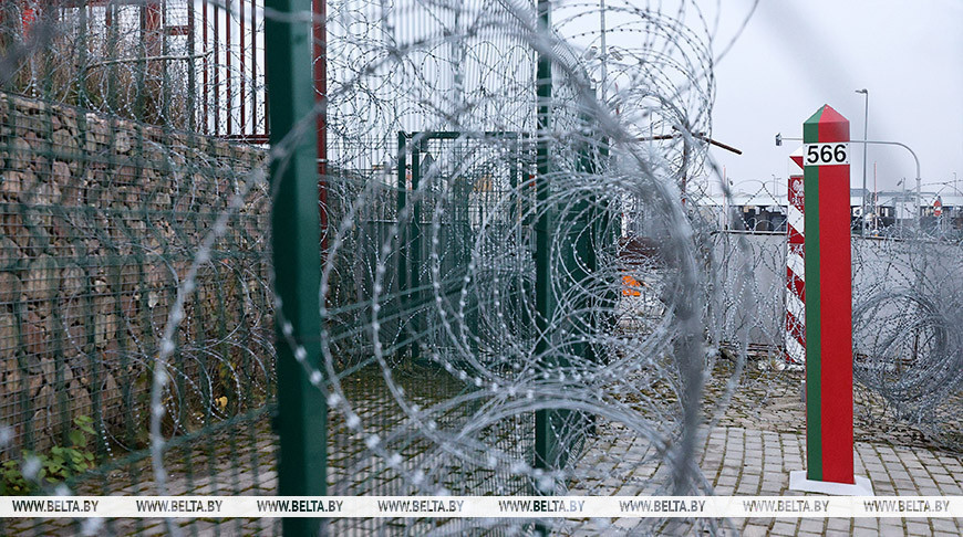 Польша закрывает границы с Беларусью