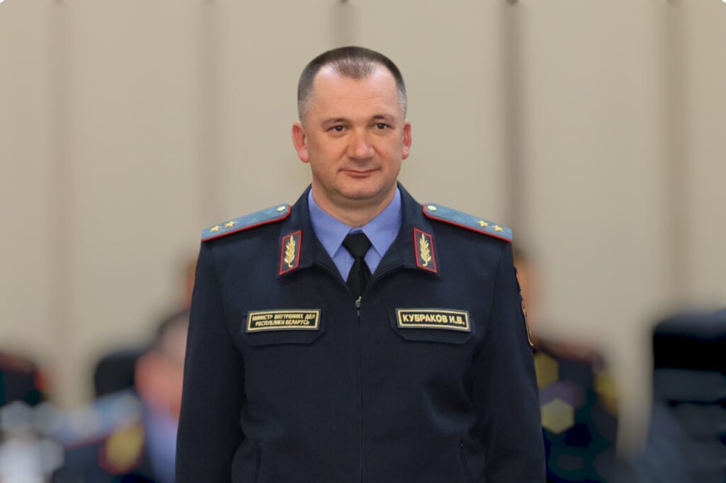 Почему необходимо спешиваться!