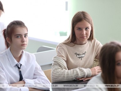 Первый ЦЭ для 11-классников Беларуси пройдет 14 мая