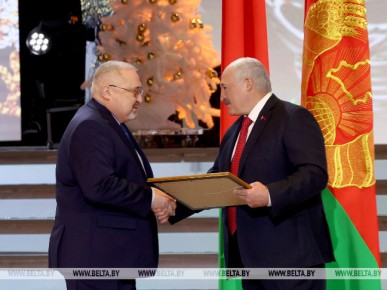 Лукашенко рассказал о скрепах, на которых развивалась национальная государственность