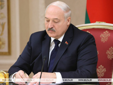 Лукашенко: во взаимной торговле с Воронежской областью нужно стремиться к заветному миллиарду