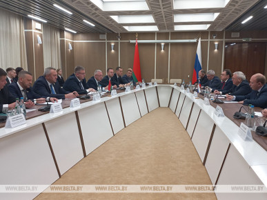 Брестская и Нижегородская области нацелены сотрудничать в судостроении, туризме и молодежной политике