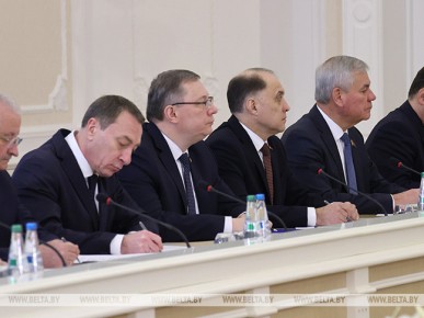 Лукашенко: регулирование цен позволило существенно замедлить инфляционные процессы