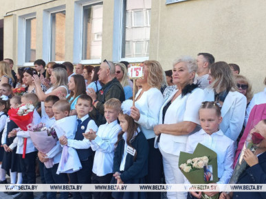 Звонок прозвучал для 16,5 тыс. первоклассников Брестской области